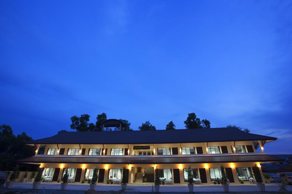 Hotel Baan Supannikar Nakhon Si Thammarat Exterior foto